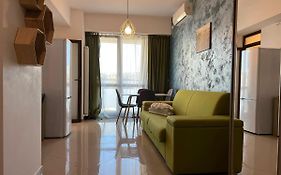 Studios & Apartments Palas By Glam At Lazar Towers